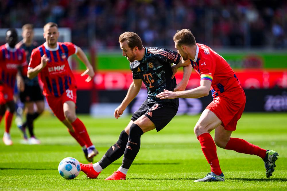 与敏锐的射 与敏锐的射