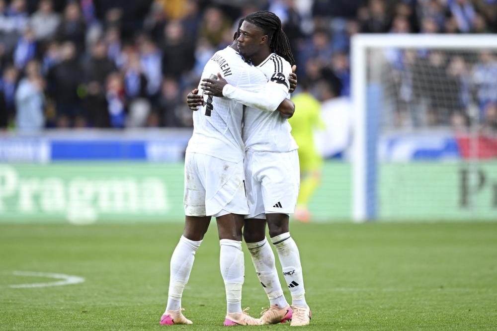 向巴特勒這 向巴特勒這